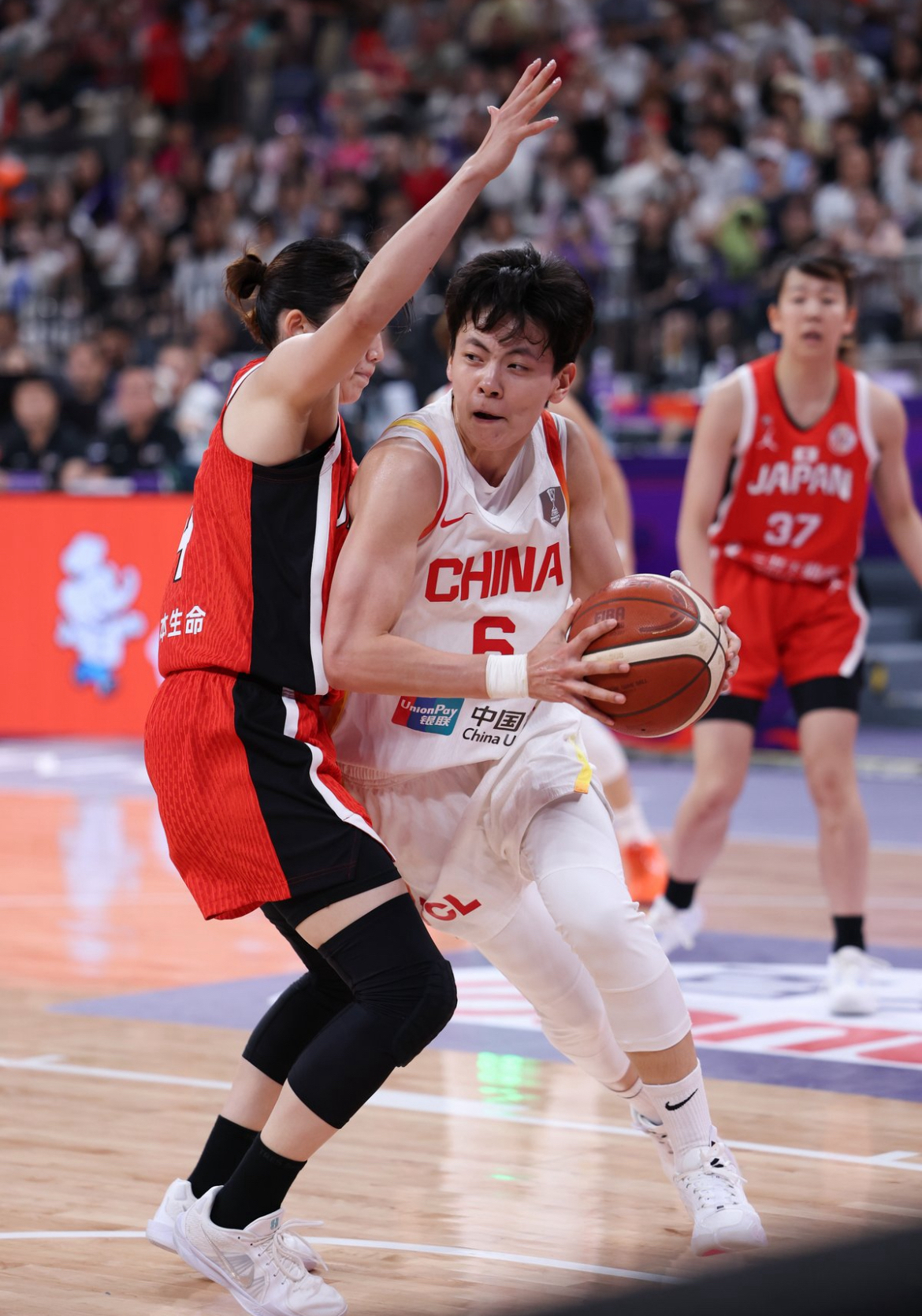 今夜法国杯传出新动向,广厦男篮篮板制胜,管理层表态:态度坚定,赛程密集仍需轮换的简单介绍 今夜法国杯传出新动向,广厦男篮篮板制胜,管理层表态:态度坚定,赛程密集仍需轮换的简单介绍